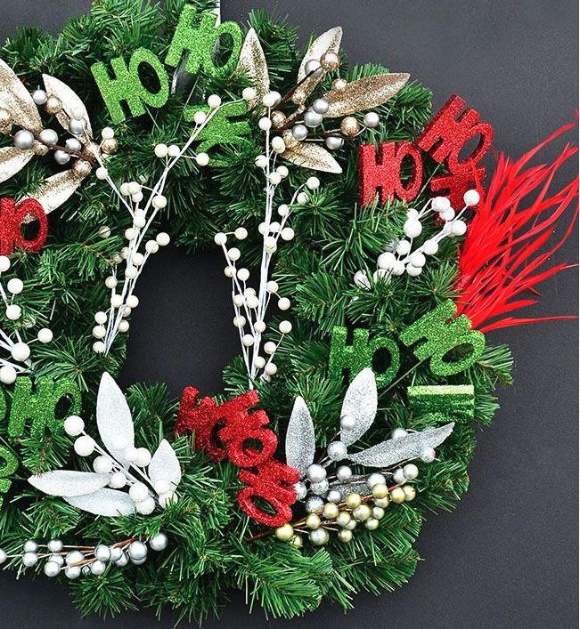 Download Astonishingly Simple DIY Christmas Wreath | AllFreeChristmasCrafts.com