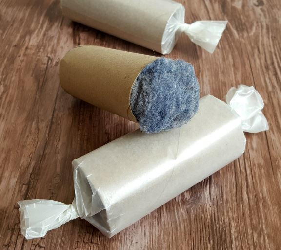 Quick and Easy Dryer Lint Fire Starter | DIYIdeaCenter.com