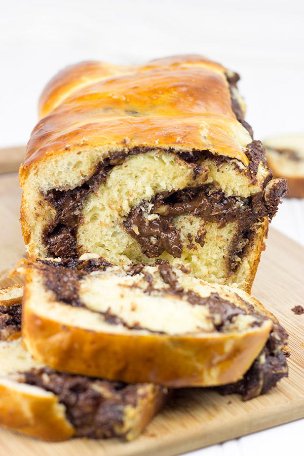 Chocolate Hazelnut Babka | TheBestDessertRecipes.com