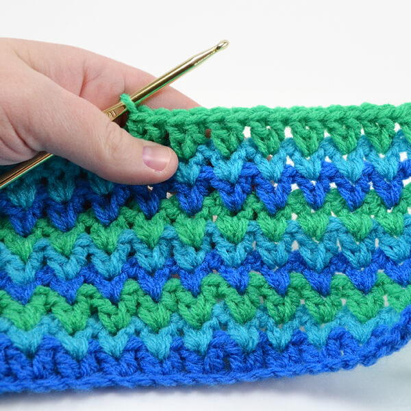 V Double Crochet Stitch Tutorial AllFreeCrochetAfghanPatterns V double crochet stitch tutorial allfreecrochetafghanpatterns