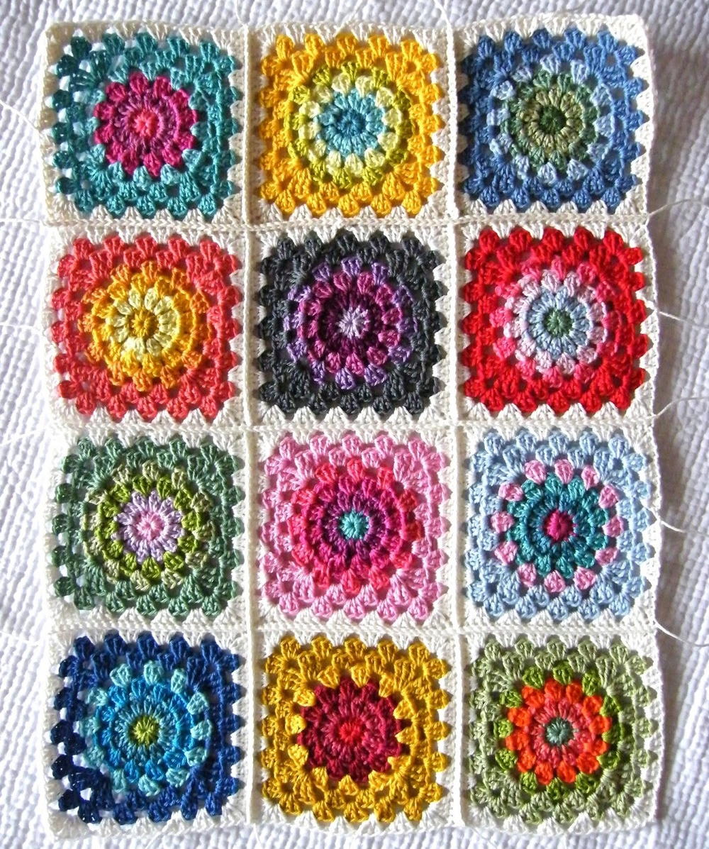 Color Wheel Granny Squares New1 ExtraLarge1000 ID 2268649 ?v=2268649