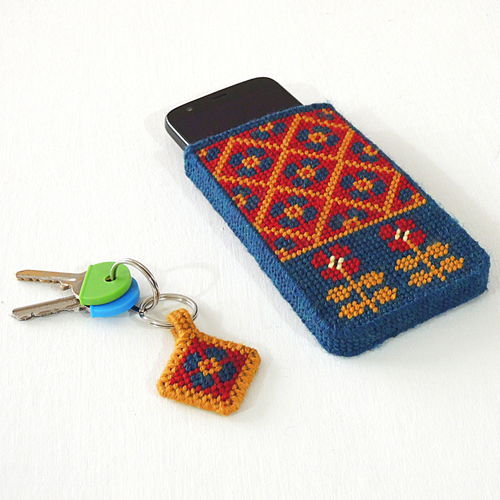 Easy Hand Stitched Fair Isle Phone Pouch