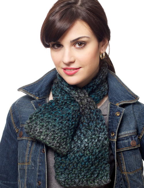 Keyhole Scarf | AllFreeKnitting.com