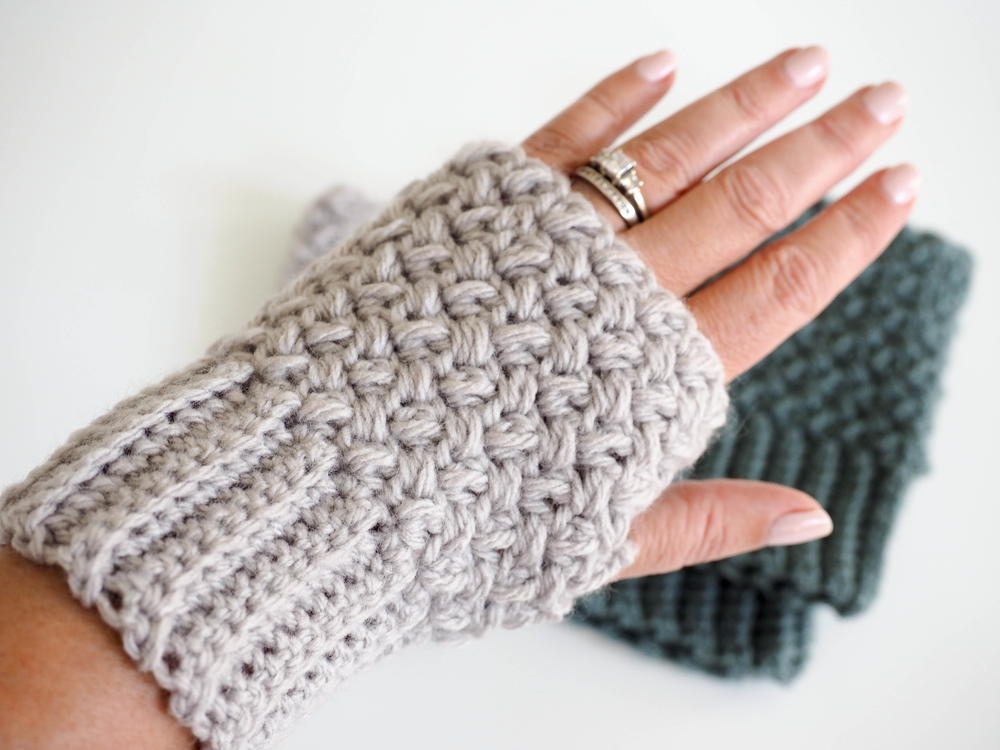 Elizabeth Stitch Fingerless Crochet | FaveCrafts.com