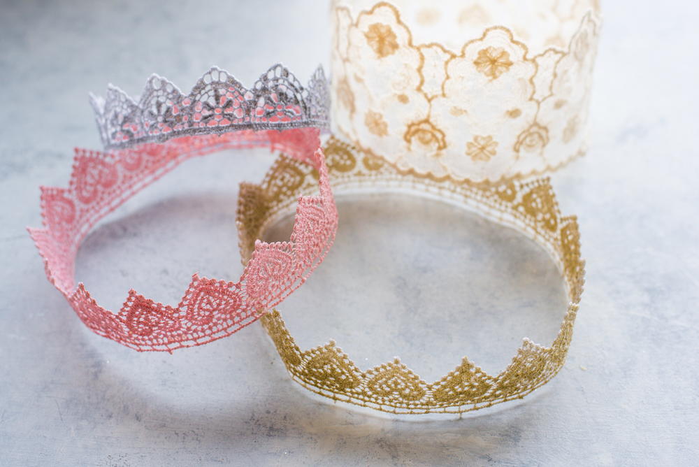 diy-princess-crown-of-the-daintiest-and-most-elegant-lace-favecrafts