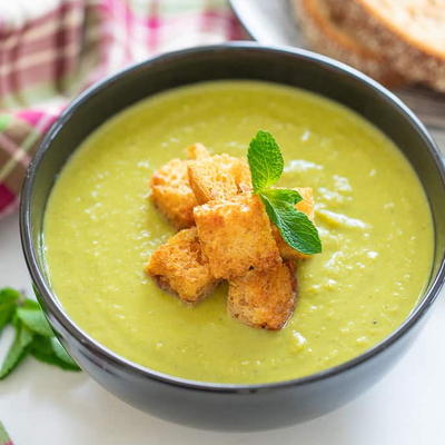 minty green pea soup